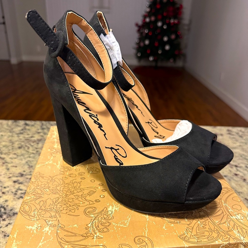 AREETAFR BLACK MICRO PUMPS